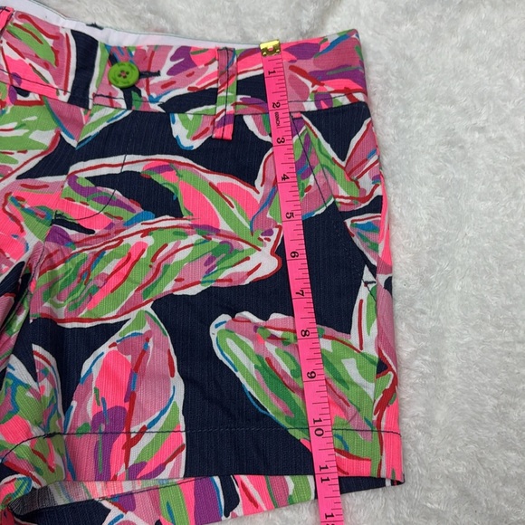 Lilly Pulitzer Callahan Shorts - Picture 6 of 8